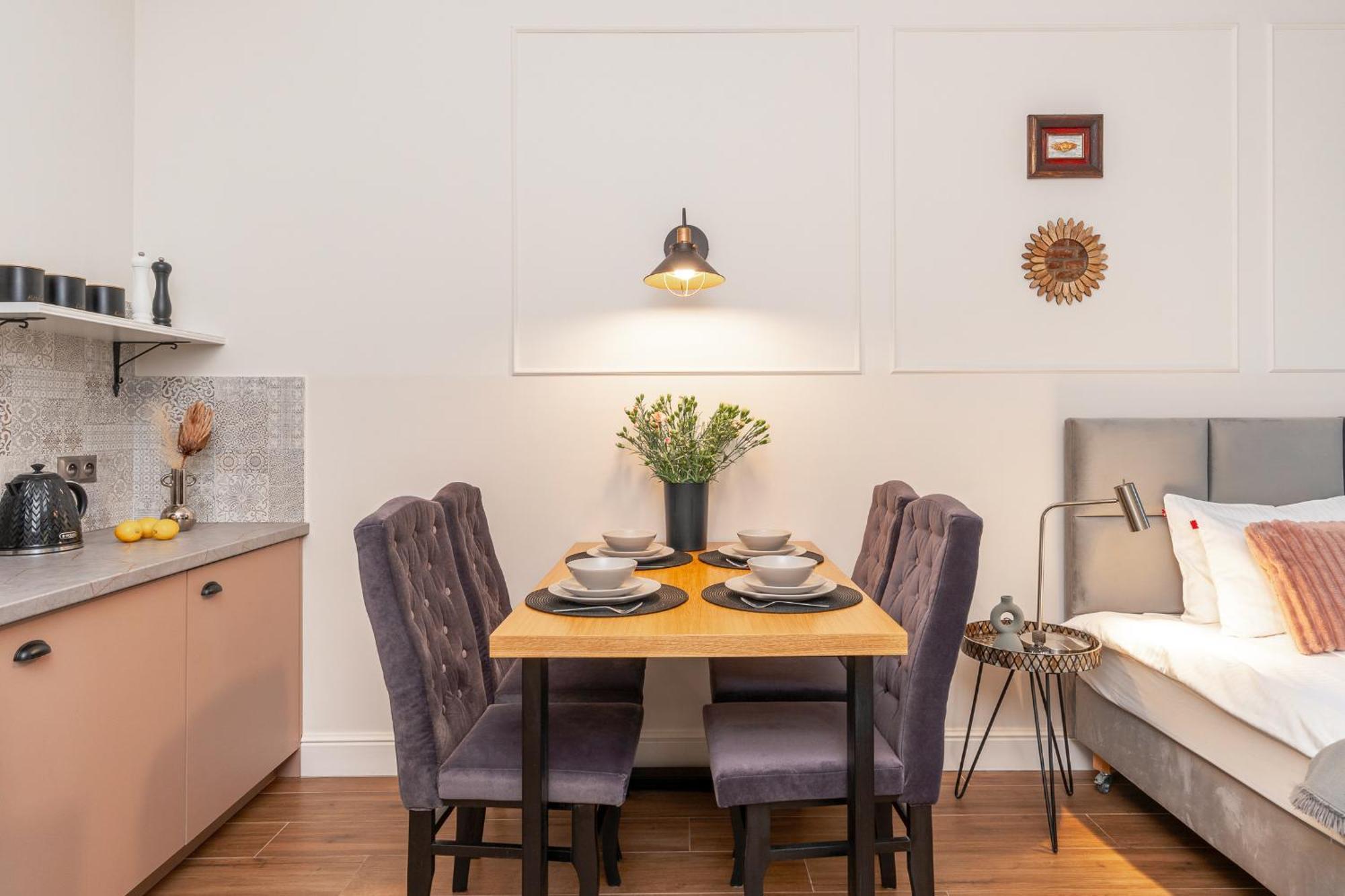 Cozy Apartment In Old Town Краков Экстерьер фото